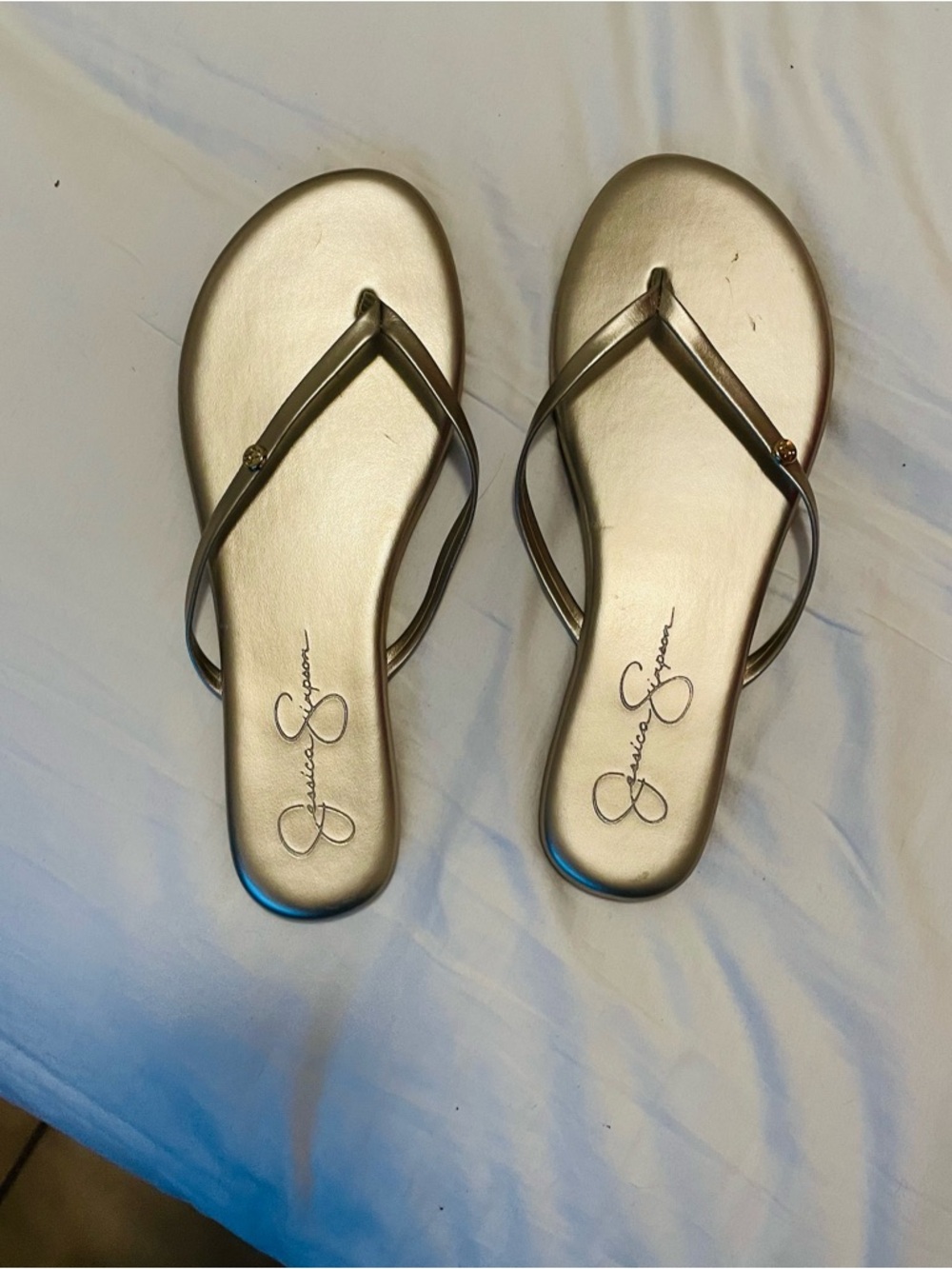 Jessica Simpson Metallic Gold Flip-Flop Sandals